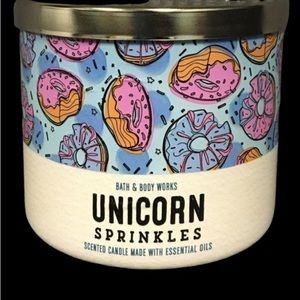 BATH AND BODY WORKS CANDLE 🔥 UNICORN SPRINKLES